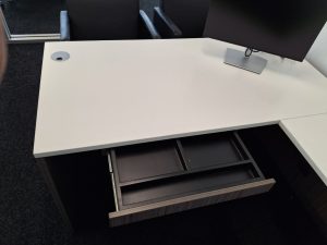 Auto Industry Office &ndash; photo 4