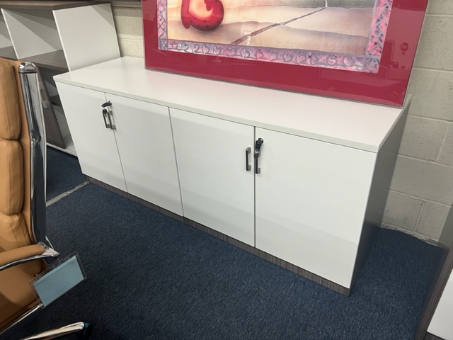 CL STORAGE CREDENZA 72x22