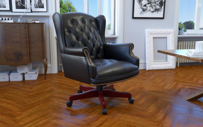 Wingback Traditional Chair in Black (B800)